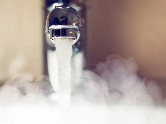 Warmwasser aus dem Wasserhahn